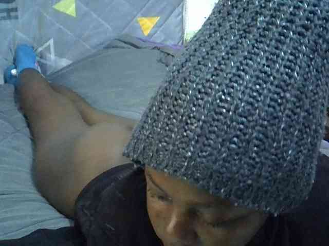 Sexybeiby1 webcam