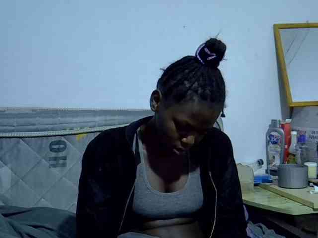 Sexybeiby1 webcam