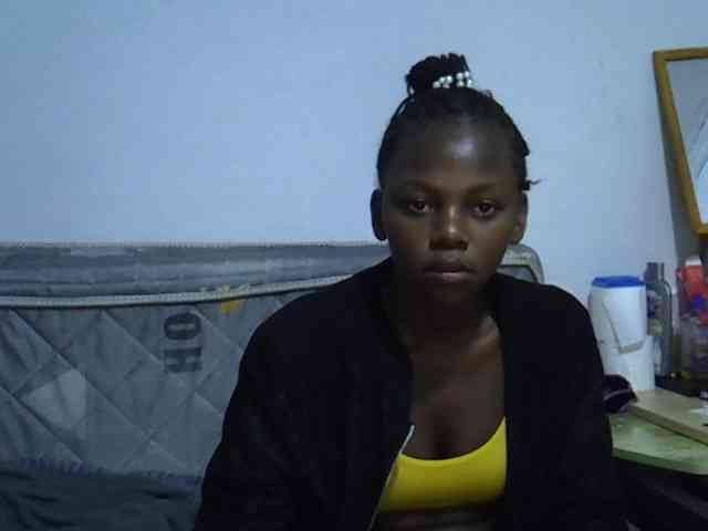 Sexybeiby1 webcam