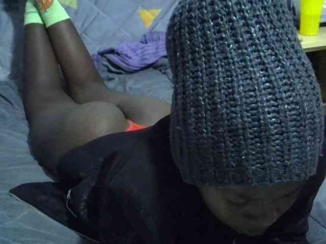 Sexybeiby1 webcam