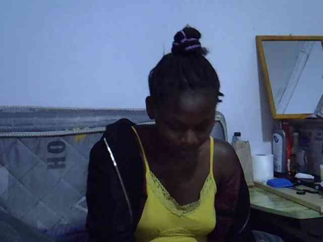 Sexybeiby1 webcam