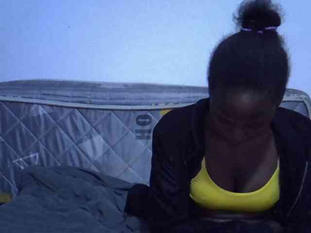 Sexybeiby1 webcam
