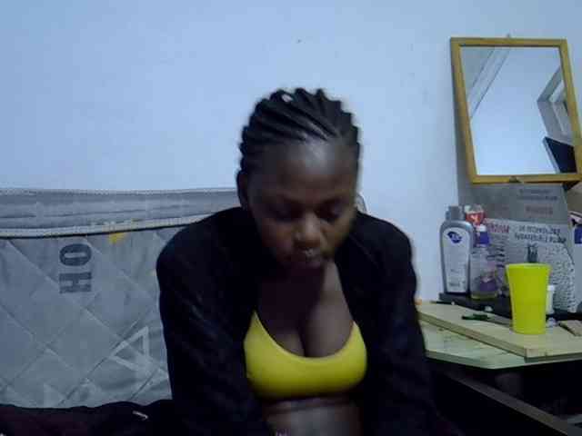 Sexybeiby1 webcam