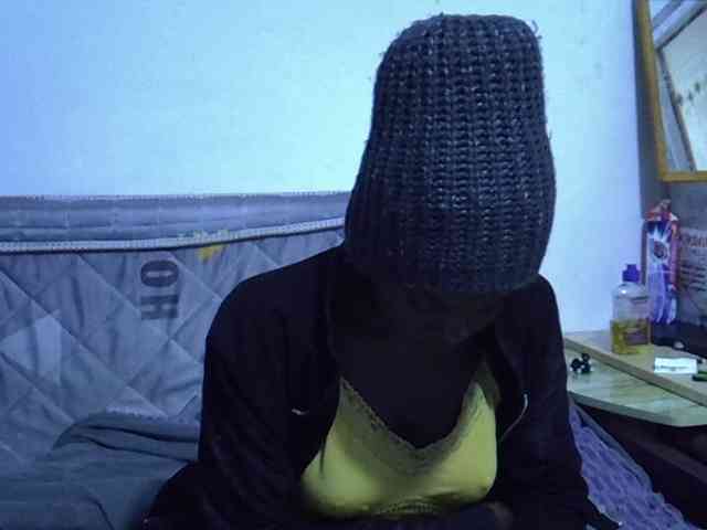 Sexybeiby1 webcam