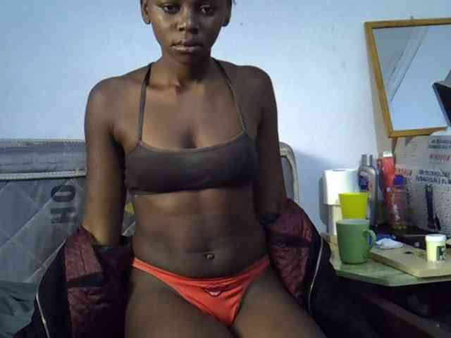 Sexybeiby1 webcam