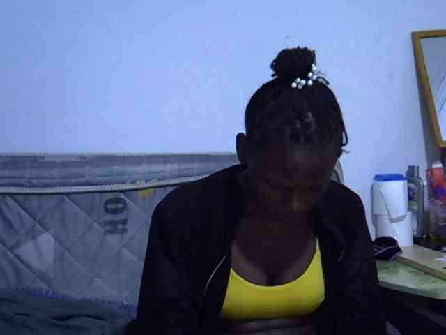 Sexybeiby1 webcam