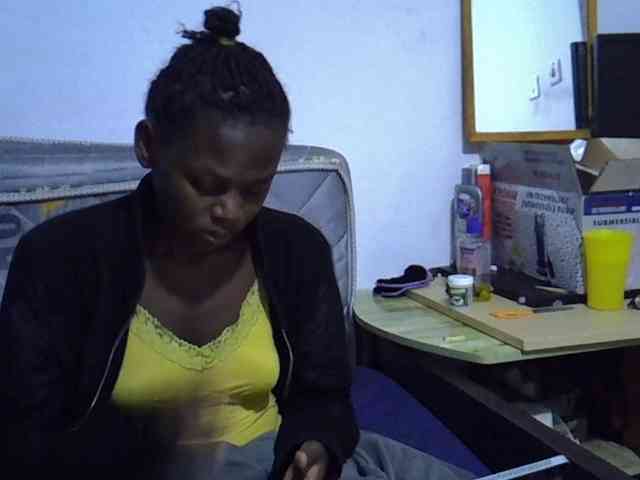 Sexybeiby1 webcam