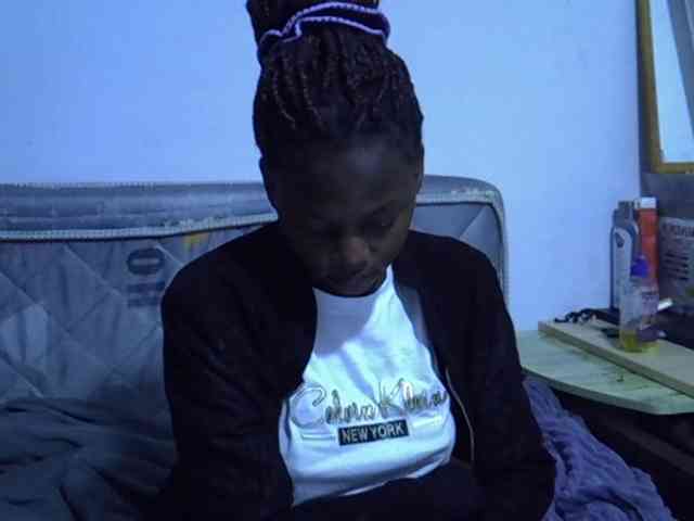 Sexybeiby1 webcam