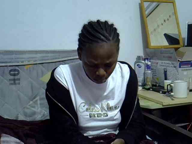 Sexybeiby1 webcam