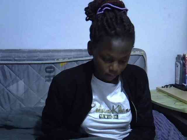 Sexybeiby1 webcam
