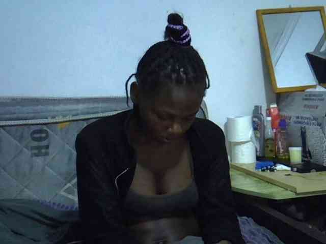 Sexybeiby1 webcam