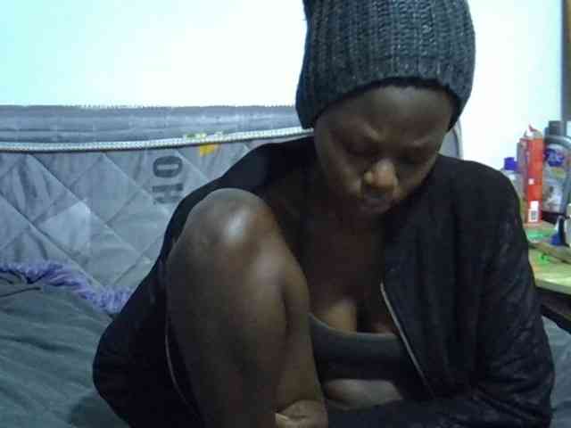 Sexybeiby1 webcam
