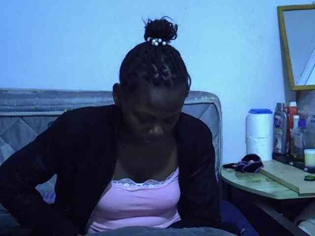 Sexybeiby1 webcam