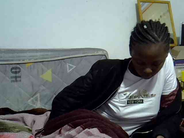 Sexybeiby1 webcam