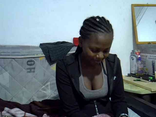 Sexybeiby1 webcam