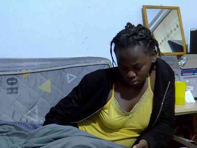 Sexybeiby1 webcam