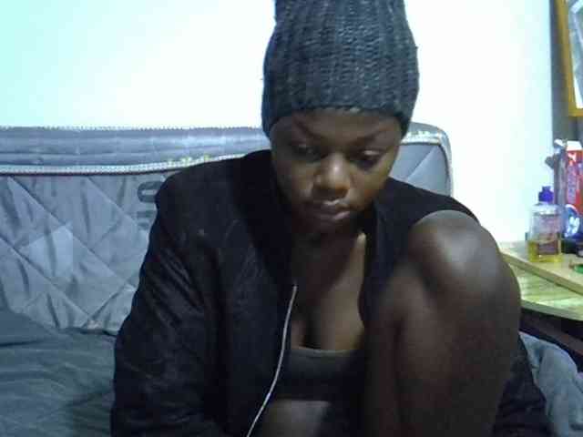 Sexybeiby1 webcam