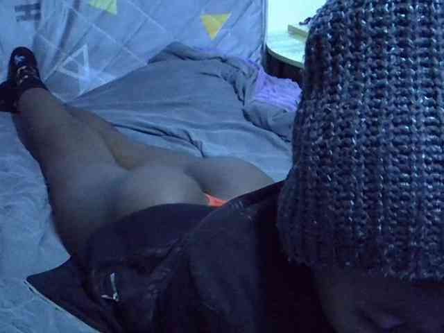 Sexybeiby1 webcam