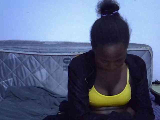 Sexybeiby1 webcam