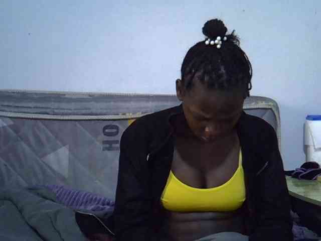 Sexybeiby1 webcam
