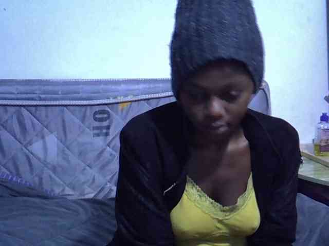 Sexybeiby1 webcam