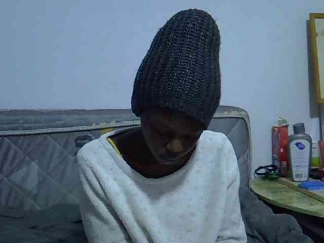 Sexybeiby1 webcam