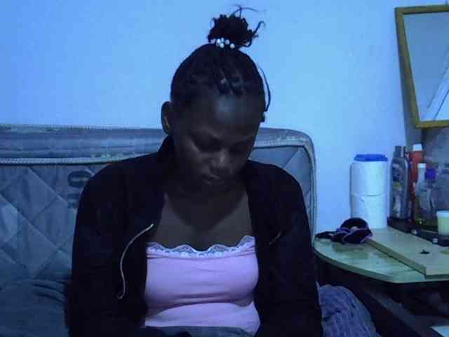 Sexybeiby1 webcam
