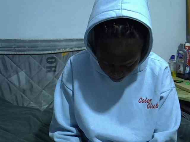 Sexybeiby1 webcam