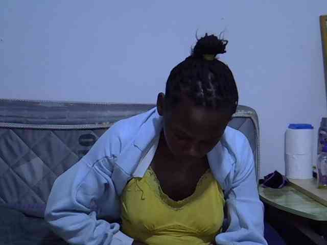 Sexybeiby1 webcam