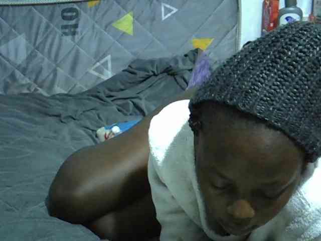 Sexybeiby1 webcam
