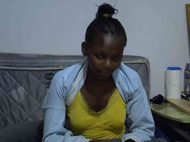 Sexybeiby1 webcam