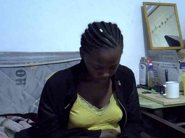 Sexybeiby1 webcam