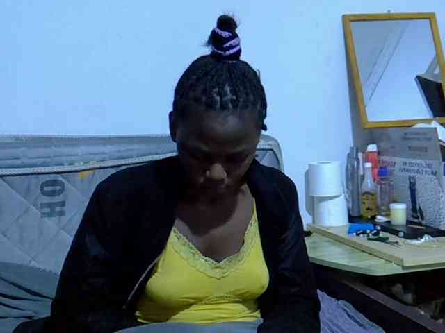 Sexybeiby1 webcam
