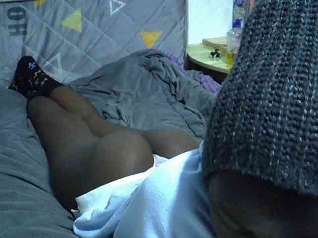 Sexybeiby1 webcam