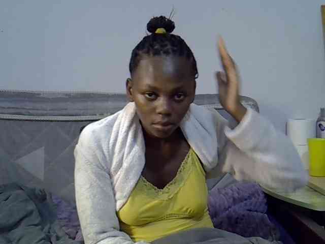 Sexybeiby1 webcam