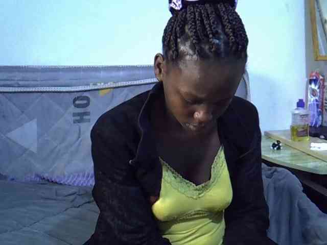 Sexybeiby1 webcam