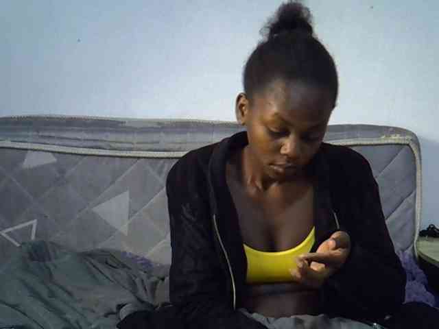 Sexybeiby1 webcam