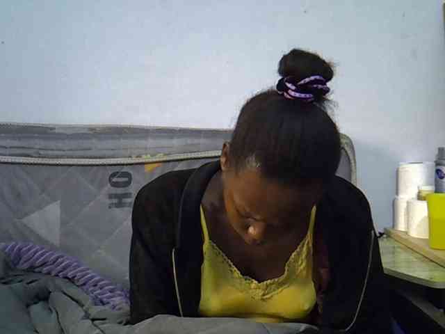 Sexybeiby1 webcam