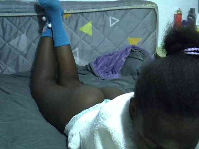 Sexybeiby1 webcam
