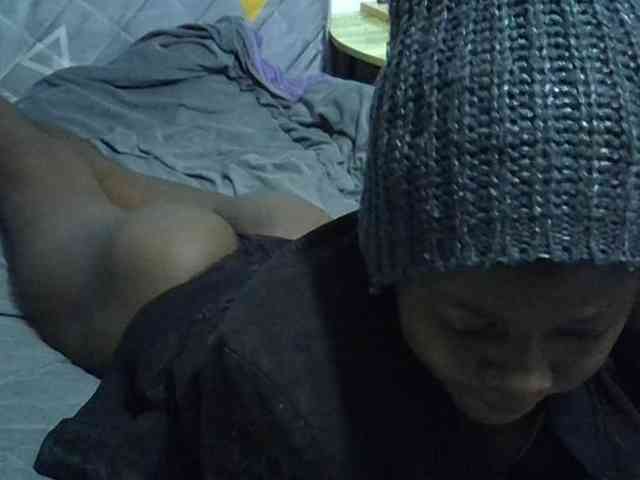 Sexybeiby1 webcam