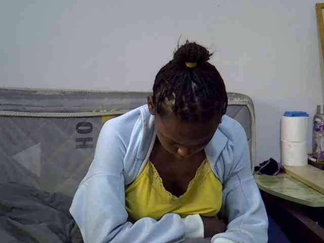 Sexybeiby1 webcam
