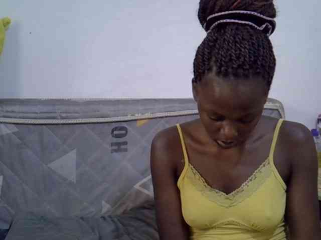 Sexybeiby1 webcam