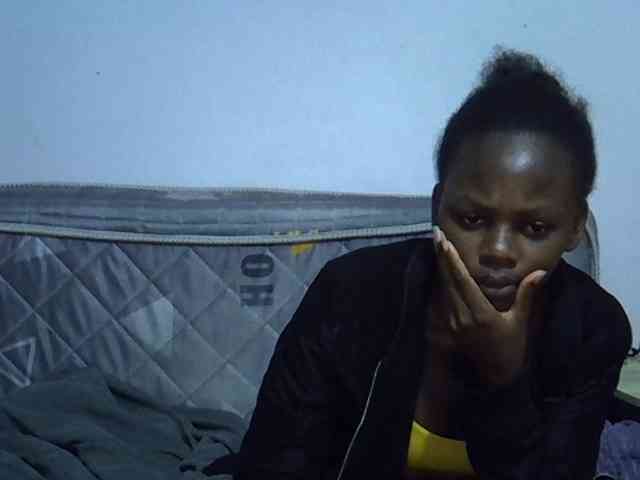 Sexybeiby1 webcam