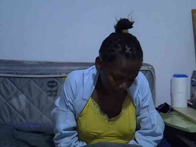 Sexybeiby1 webcam
