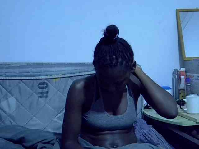 Sexybeiby1 webcam