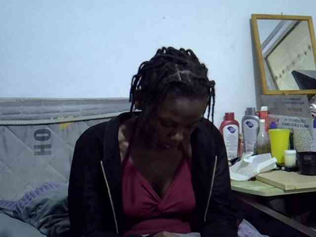 Sexybeiby1 webcam