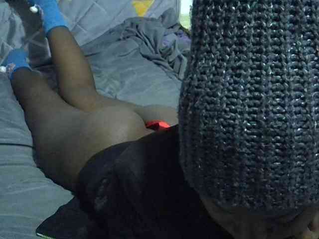 Sexybeiby1 webcam