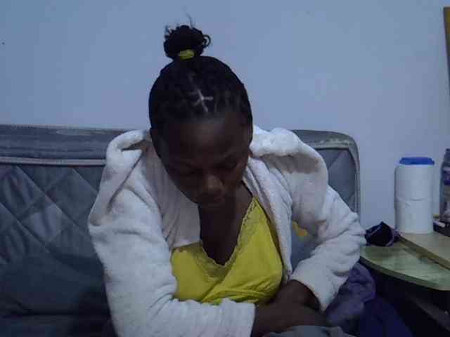 Sexybeiby1 webcam