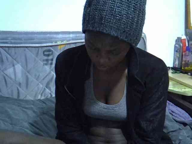 Sexybeiby1 webcam