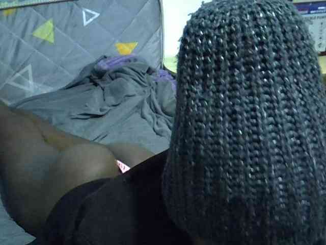 Sexybeiby1 webcam
